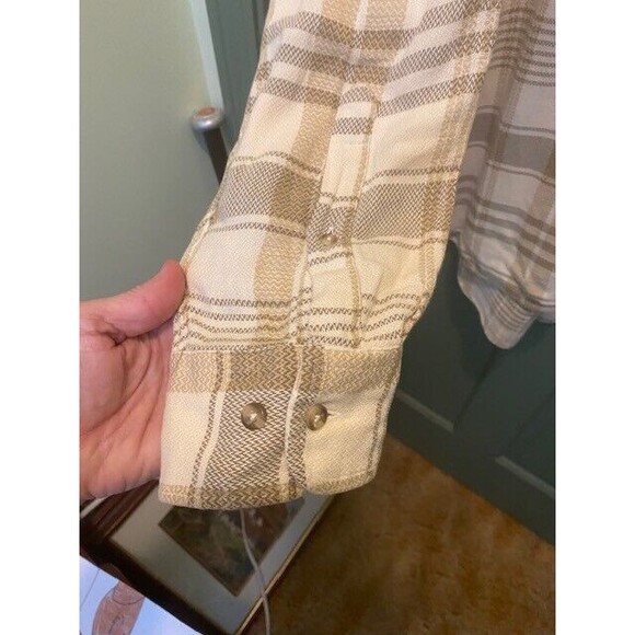 FieldMaster Men's Size L Beige Plaid Cotton Button-Up Long Sleeve Flannel Shirt - Picture 4 of 7